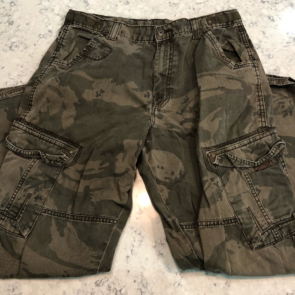Camo cargo pants. Husky size 18.